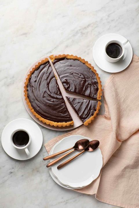 Chocolate tart