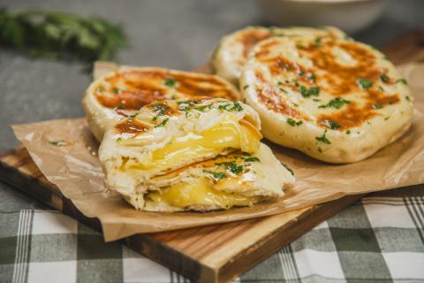 Cheese naan  photo