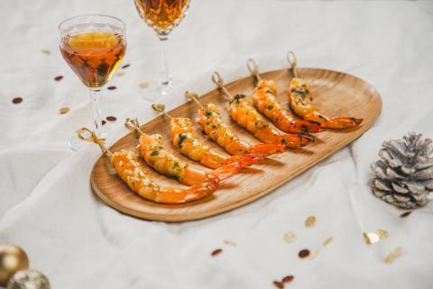 flambed prawns photo