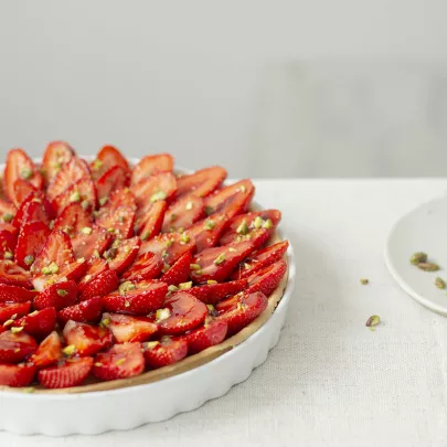 Strawberry and Châteauneuf-du-Pape Tart 