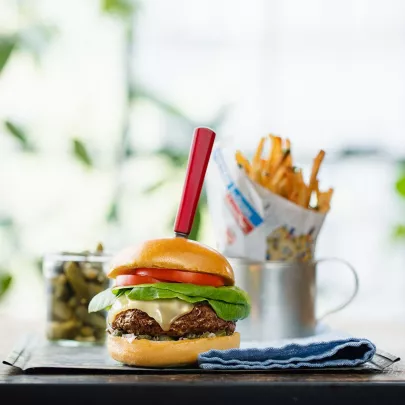 Cast-Iron Skillet Cheeseburgers  