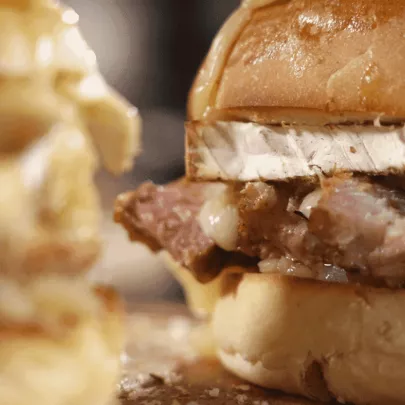 TFM_Porc Sandwich with British tuch