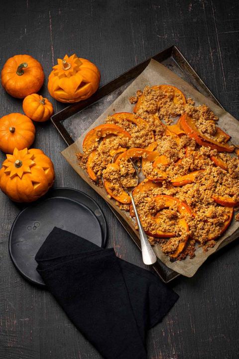 Halloween Pumpkin crumble